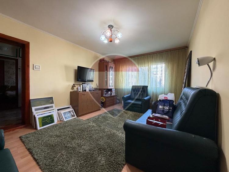 Apartament cu 2 camere la etajul 2 in zona ultracentrala