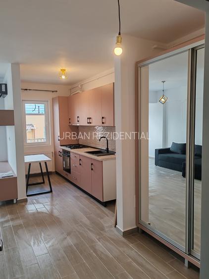 Prima inchiriere - balcon - mobilata - centrala proprie - 3