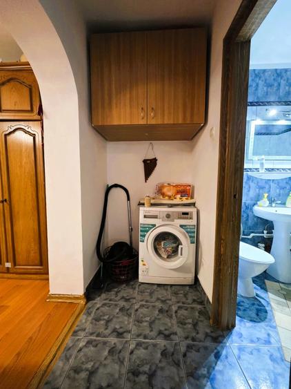 Etaj 3-Tatarasi Tudor Center-3 Camere Semidecomandat 57mp-liber