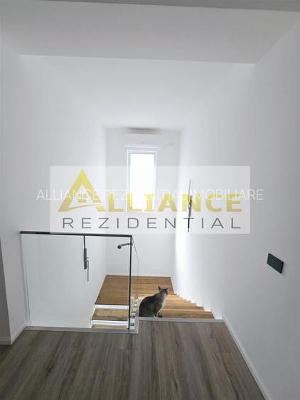 Vila individuala- 4 camere- beci- cartierul nou - 8