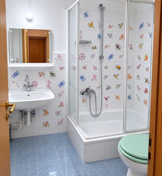 Apartament 4 cam, 79 mp, etaj 1, 2 băi, 2 balcoane, Lipovei
