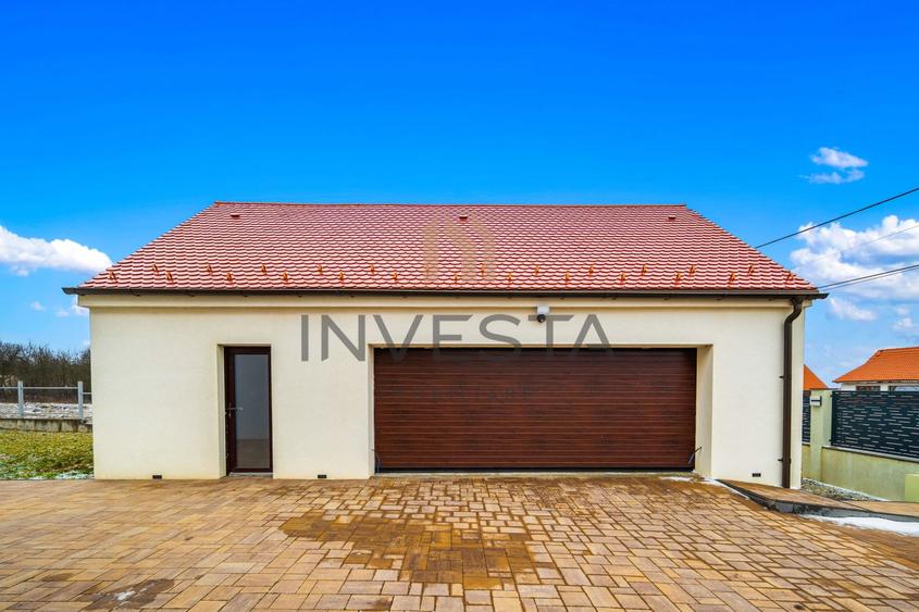 Casa individuala 256 mp utili, teren 2000 mp, Aiton, garaj dublu