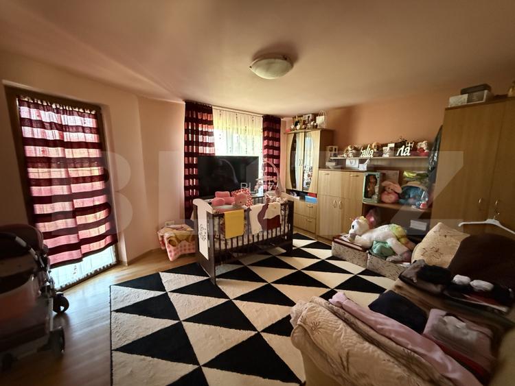 Casa cu 5 camere, 165 mp, zona Paulesti