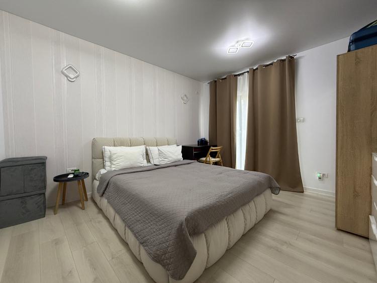 Mamaia-Sat, Vila tip pensiune,, mobilata si utilata complet, 15 camere
