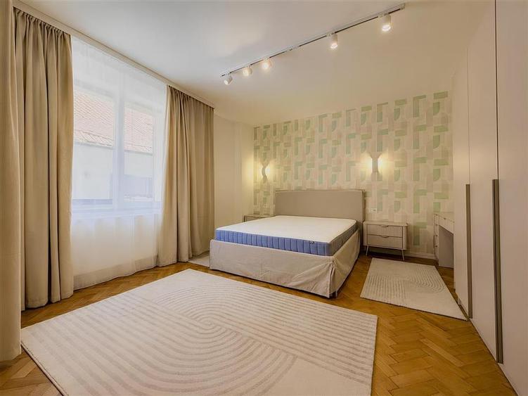 Apartament modern cu 2 camere ultracentral pe str Republicii