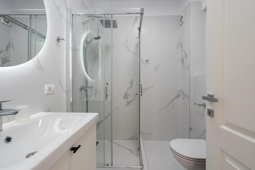 Apartament la prima inchiriere + parcare + garaj