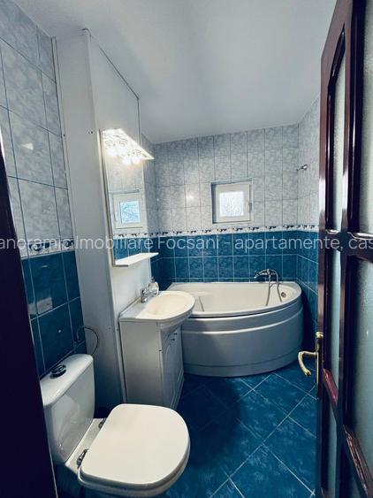 Apartament 4 camere de vanzare, etajul 1, Focsani - 9