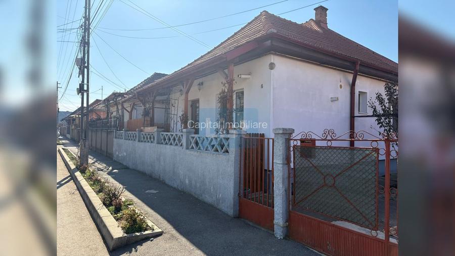 Casă familială tip duplex, zonă rezidențială Campia Turzii,comision 0%