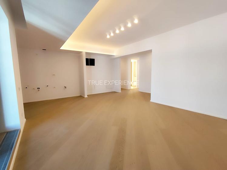 |  UNICAT |  Cortina Academy  | 3 camere |  view superb | spatiu generos | - 18