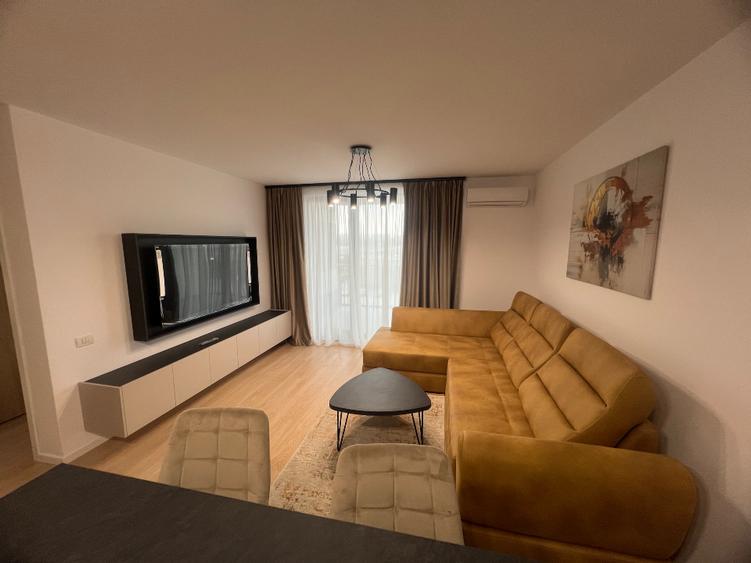 PROPRIETAR, Apart. 2 camere, bucatarie inchisa, loc de parcare