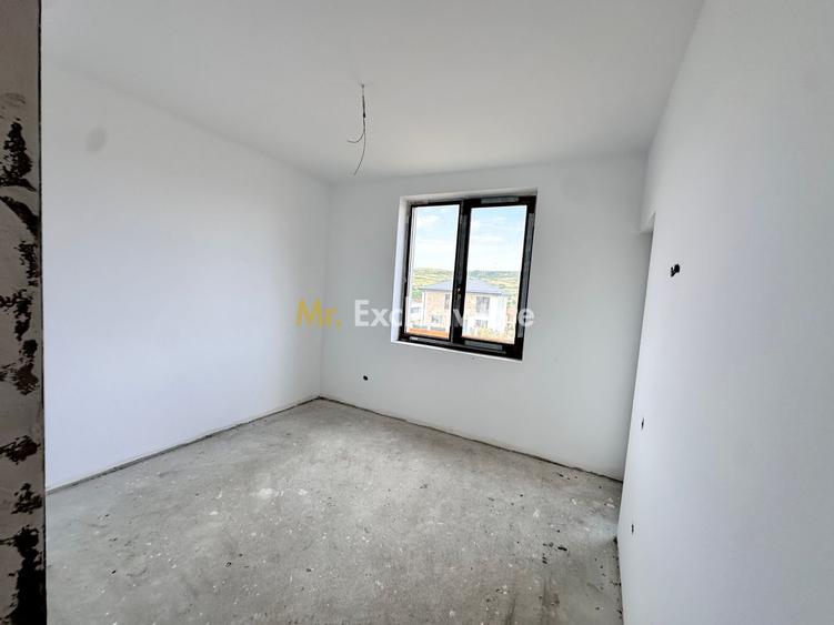 Casa individuala-4 dormitoare,225 mp utili,garaj-Chinteni