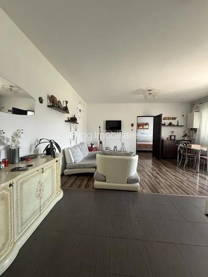 Apartament cu 2 camere, 51 mp, balcon, etajul 1, zona Cetatii - 3