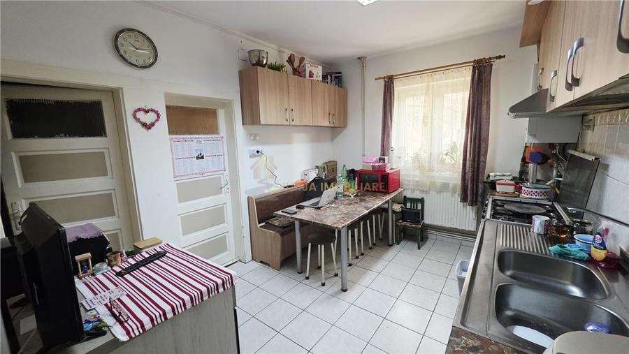 CASA 4 CAMERE 110 MP TEREN 1723 MP DONATH GRIGORESCU