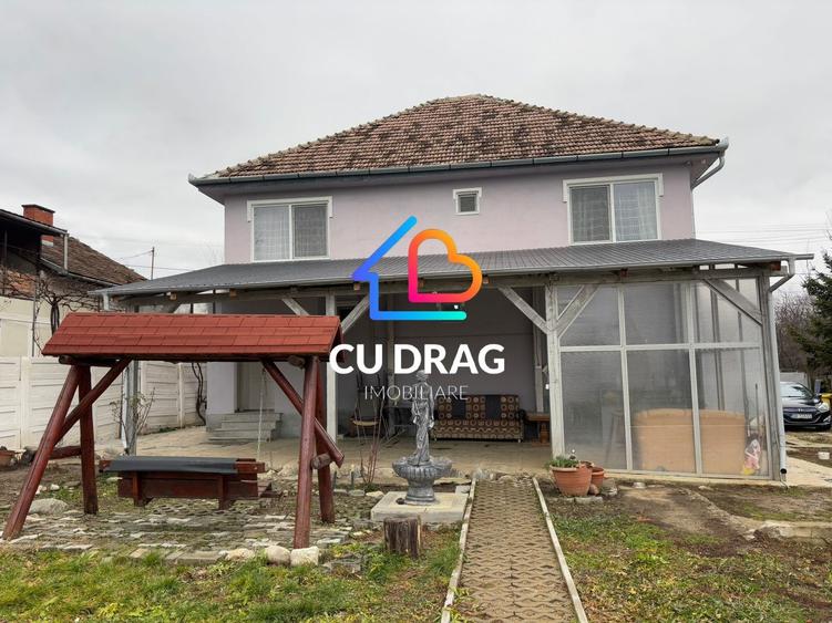 Casa Parcul SUB ARINI cu teren de 950mp