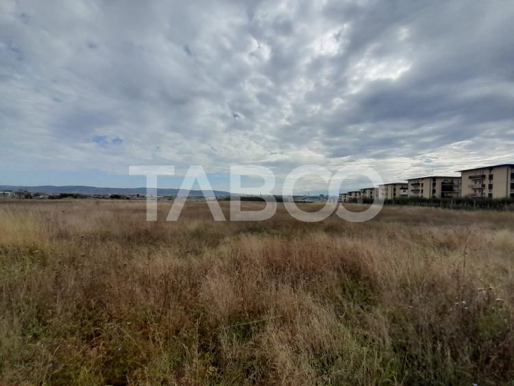 Teren intravilan 2 fronturi de 35 m fiecare 8.000 mp Turnisor Sibiu
