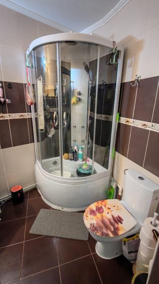 Apartament spatios la McDonald's