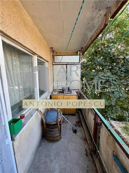 Apartament 3 camere, 2 balcoane, Ploiesti, zona Cantacuzino.