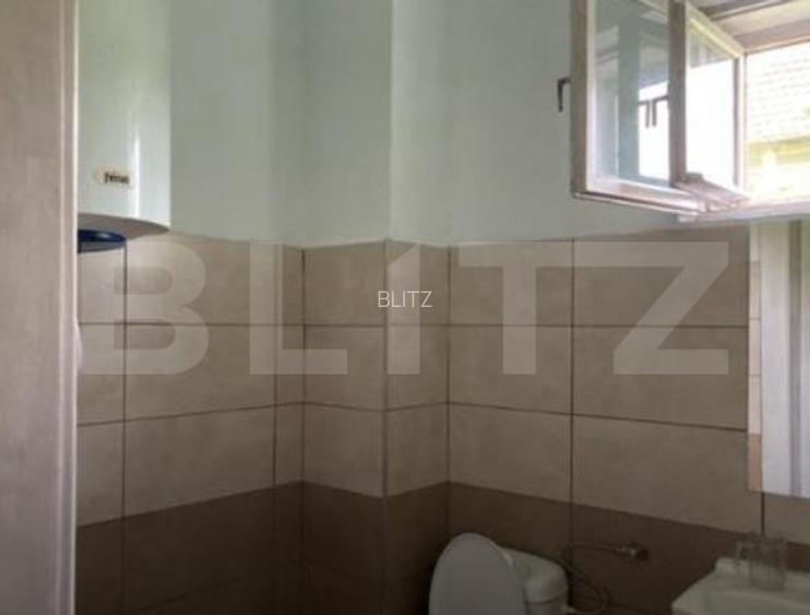 Casa de vanzare, cu 6 camere, 218,44 mp, zona Tasnad - 8