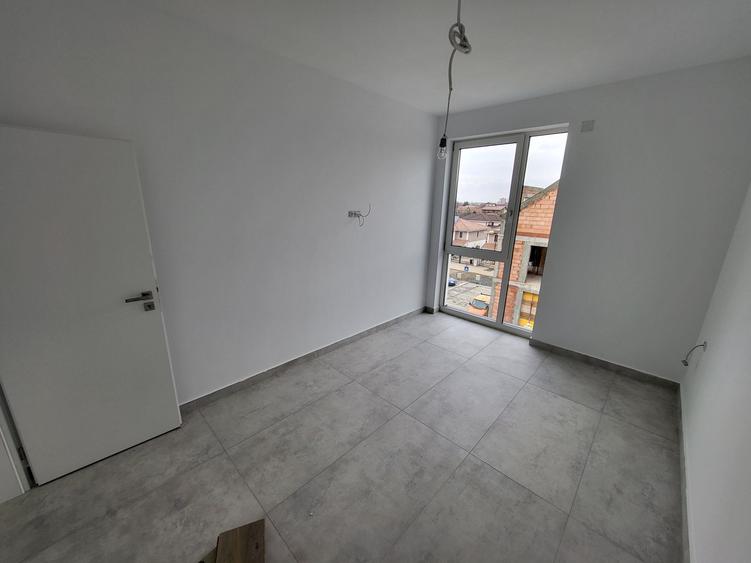 COMISION 0%. Bloc NOU-Timisoara. Lift