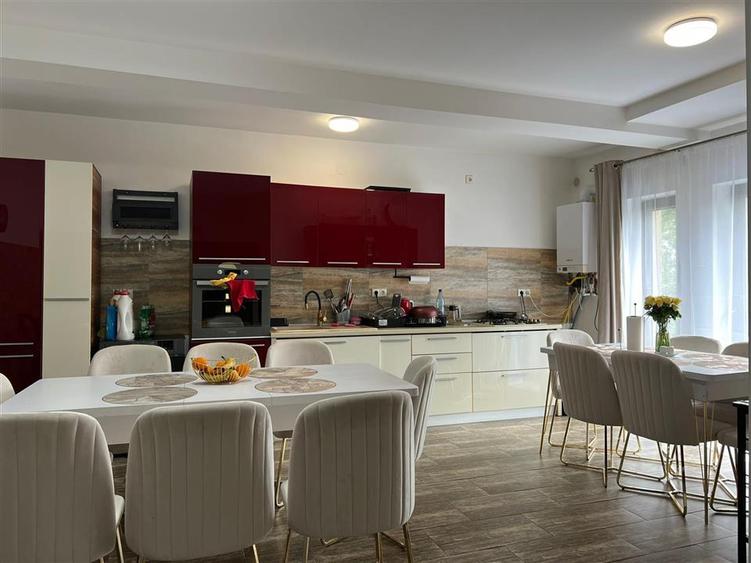 Duplex Grivitei cu 4 camere