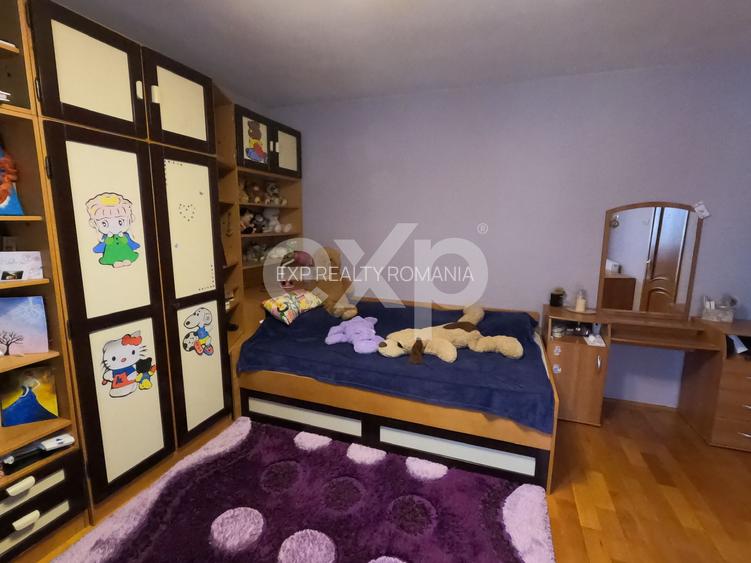 Vilă Exclusivistă cu Terasă și Curte Generoasă în Găvana, Pitești