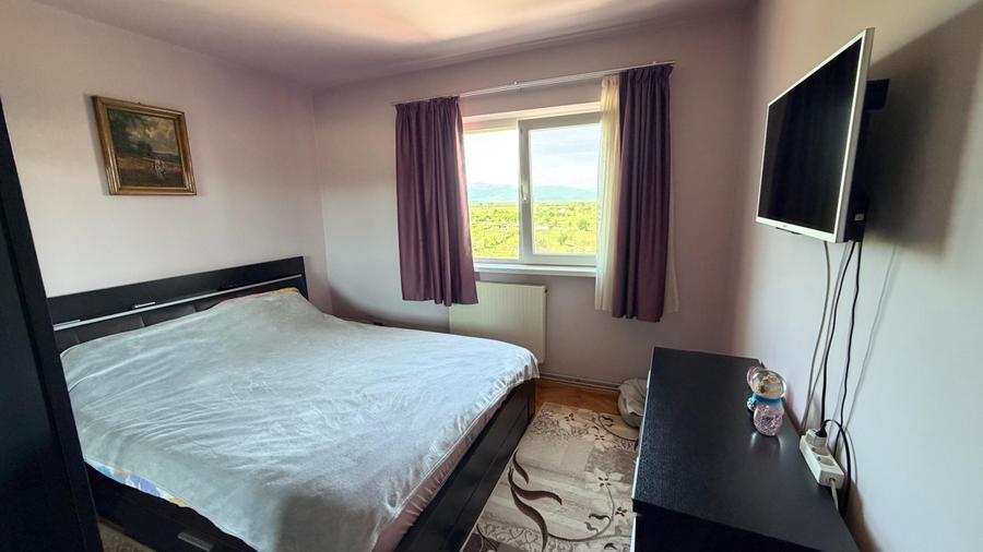 Apartament 3 camere 2 bai in Sibiu cartier Strand