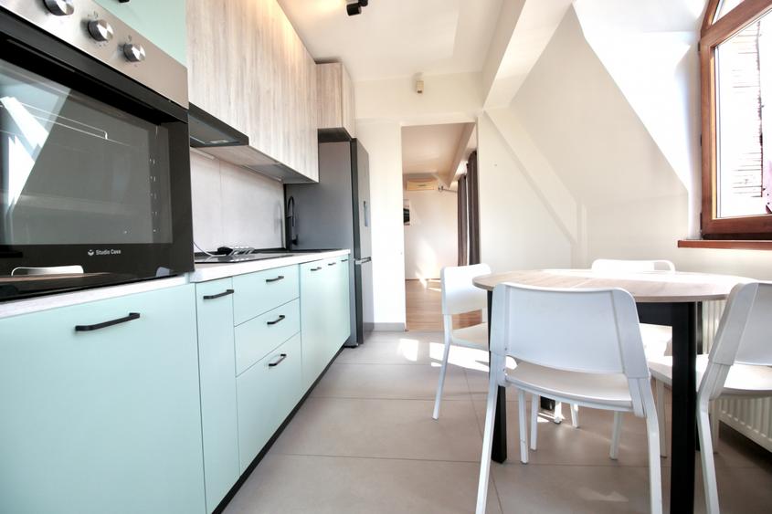 BRANCOVEANU METROU-MARTISOR, APARTAMENT 93 MP, CU TERASA 17 MP SI PARCARE!