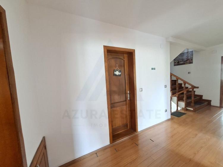 Spatiu birouri casa individuala curte proprie 9 birouri Selimbar