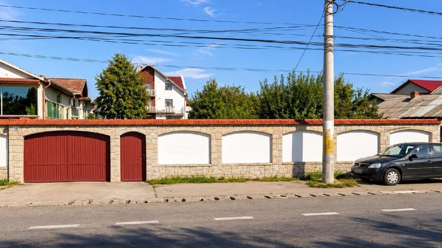 Serbanesti - Casa S+P+E+M 650mp + Teren - 1.650mp - Bacau