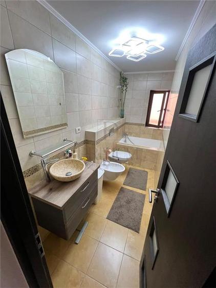 DUMBRAVITA - ETAJ 1 - ZONA LIDL - 3 CAMERE - 2 TERASE - CENTRALA PROPRIE - 2 L