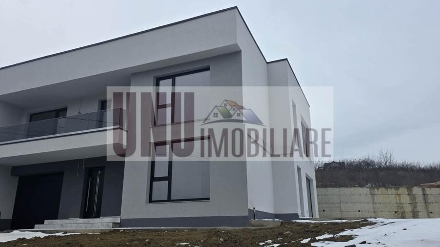 Comision 0%  Casă 200 mp utili  4 dormitoare 4 băi Bucium – Șos. Bârnova 700 mp teren