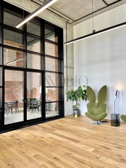 Brick Lofts Unitate pe 2 Niveluri / Bucătărie Mobilata / Vedere Lac