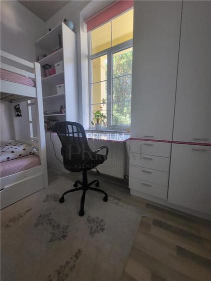 Iosefin - 2 Camere - 2 Bai - Etaj 1 - Decomandat - Boxa in CF - Spatios - Renova - 9