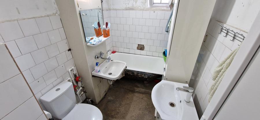 Apartament 2 camere de vanzare, 53 mp, zona Craiovita