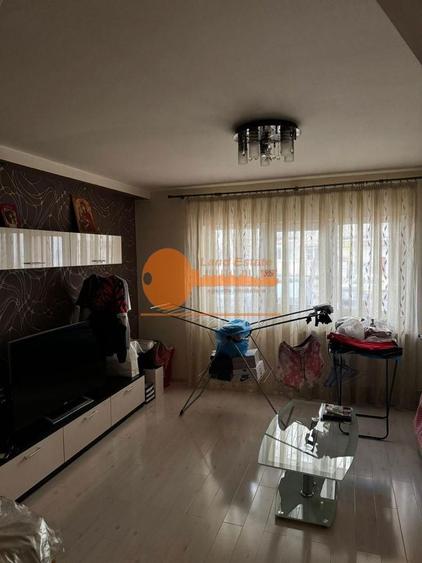 Apartament cu 3 camere Drumul Taberei (Bloc din 1980)