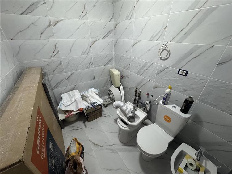 Apartament cu 3 camere tip PC, zona iosia