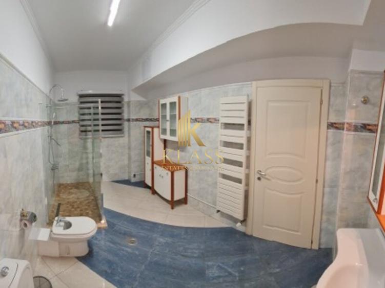 Apartament de inchiriat cu 5 camere in Cartierul Francez