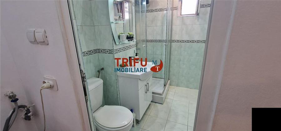 Apartament de închiriat 3 camere zona Liceului Militar