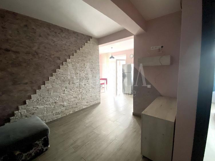 Apartament 3 camere de vanzare in Floresti
