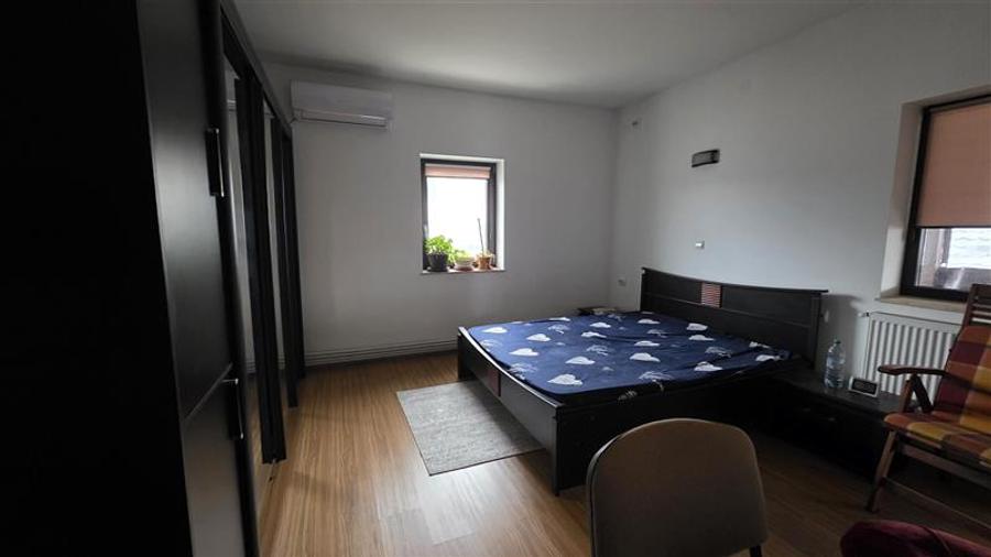 Casa P+E+M, teren 664 mp - zona centrala - Spitalul Judetean
