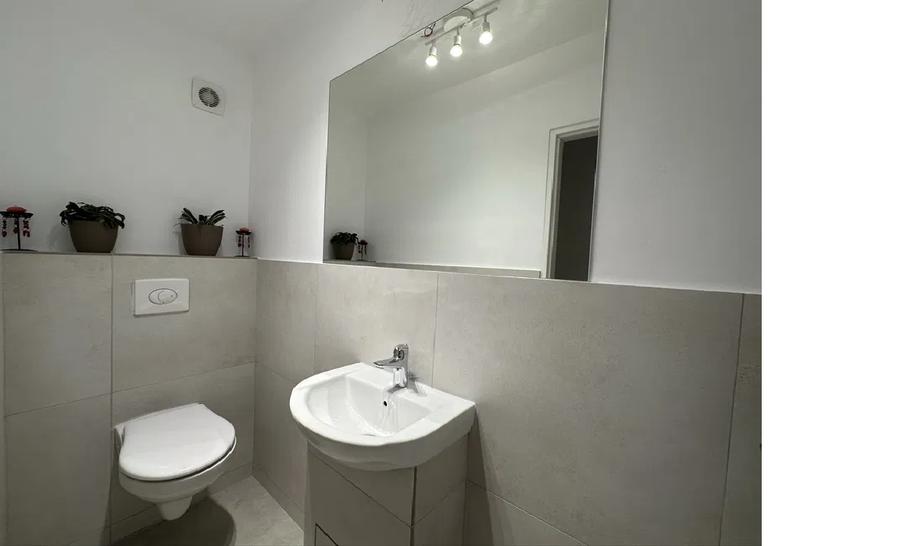 Apartament modern cu 3 camere zona muncii