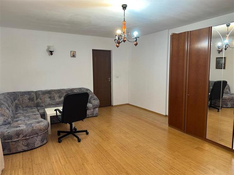 Piata Romana-Apartament 2 Camere