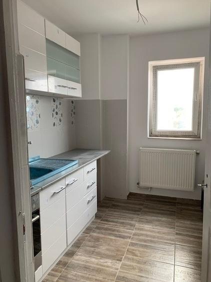 Apartament 2 camere Miroslava, 100 ml de statia de autobuz, str C-tin Langa 40