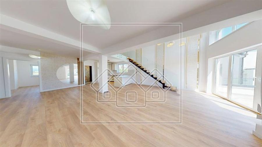 Penthouse4 camere, 2 bai - 131.17 mpu + 2 balcoane - 9.11mp