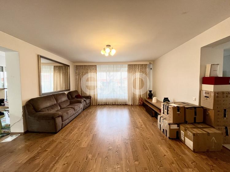 De vanzare vila individuala 7 camere mobilata si utilata complex Corbeanca