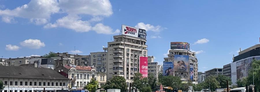 Piața Unirii.Spatiu comercial stradal
