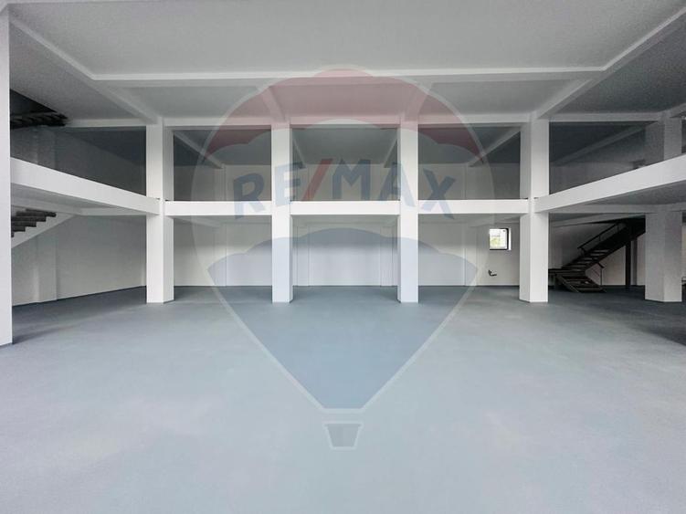 DE INCHIRIAT Spațiu comercial/showroom | 975 mp | Otopeni
