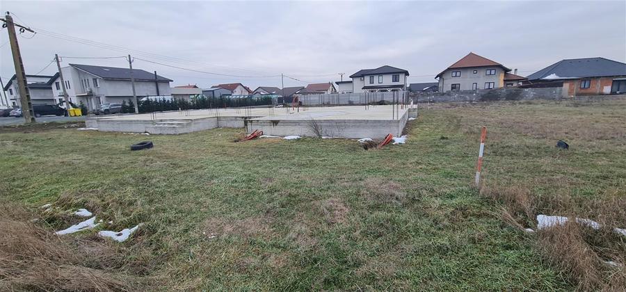 Teren -Fundatie pt. Casa noua Parter 228mp in constructie -Livada