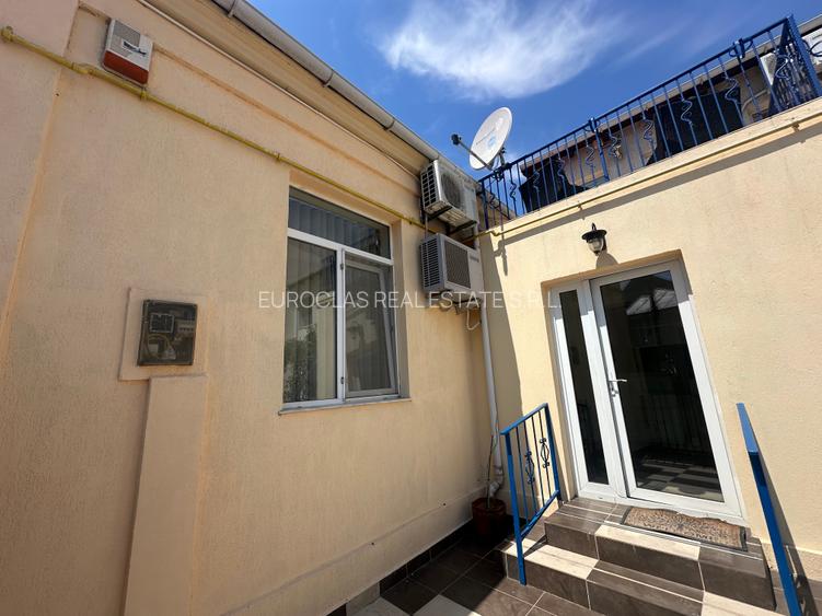 Spatiu comercial la casa - Tomis II - 2.000 euro/luna (pret fix) - 3