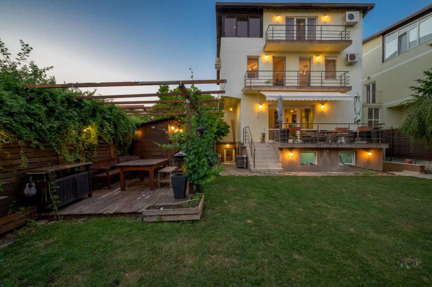 BULEVARDUL PIPERA - VILA 315 MP UTILI, LOT 462 MP, COMPLEX PRIVAT!